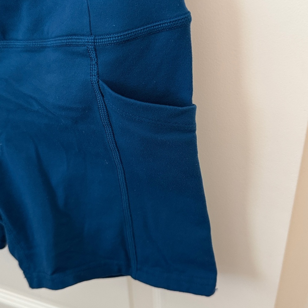 Oiselle Pocket Jogger 5.25” shorts 6 teal - Picture 3 of 5